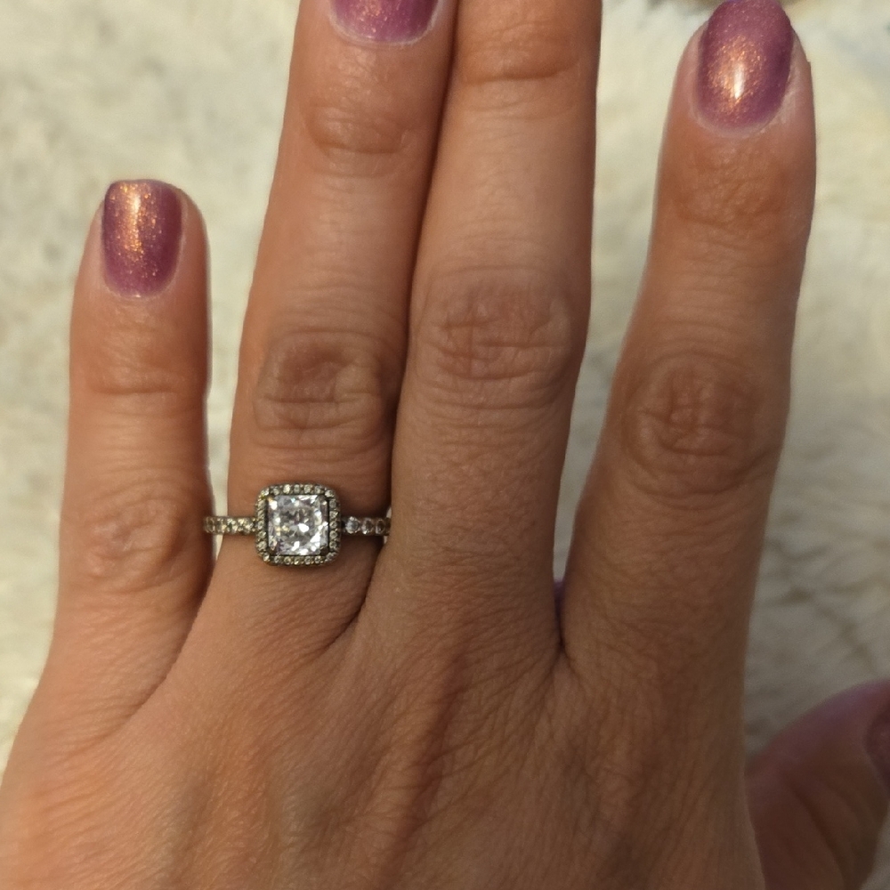 Pandora Silver Sparkling Ring